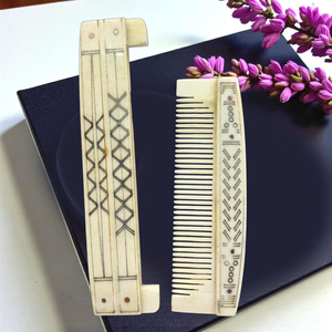 Peine de Hueso de Búfalo Ecológico y Elegante para Uso Doméstico, Tamaño Personalizable por blossom craft india - Product Image 1