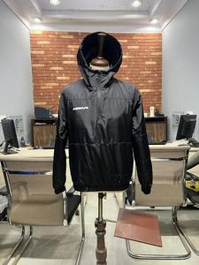 Veste en jean unisexe pour femme, coupe slim, à capuche, délavée, courte, décontractée, avec broderies et patchs, effet délavé à l'acide, en coton tricoté respirant - Product Image 3