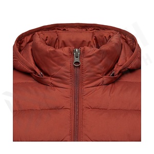 Women's Hooded Quilted Jacket Solid Color Full Sleeve Polyester Winter Coat with Zipper Closure - Product Image 4