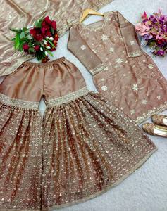 Robe Anarkali beige brodée avec dupatta, longueur ras du sol, tenue traditionnelle indienne et pakistanaise pour femmes, robe de mariage - Product Image 6