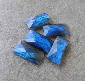 Labradorita Natural, Forma Rectangular Grande, Corte Briolette, Calibrada, Gema Suelta para Joyería - Product Image 3