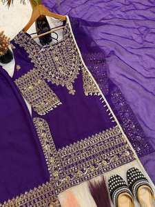 Nouvel ensemble tendance trois pièces prêt-à-porter en soie froissée lourde, Kurta et pantalon de mariage réversibles avec Duptta à bordure en dentelle fantaisie - Product Image 5