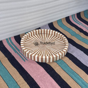 Elegante Bandeja Móvil Moderna con Incrustaciones de Hueso, Decoración Premium Hecha a Mano para Mesa de Comedor, Tradebyd - Product Image 3