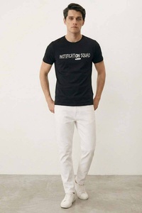 Camiseta de cuello alto para hombre, de punto sólido estampado, corte regular, talla grande, 100% algodón de alta calidad, con logo personalizado. - Product Image 6