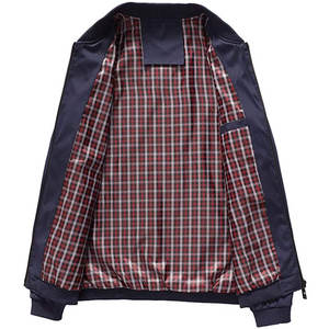 เสื้อแจ็คเก็ตบอมเบอร์ผ้าแคนวาสแบบมีฉนวนกันความร้อน พรีเมียมสำหรับผู้ชาย เสื้อคลุมฤดูหนาวพร้อมคุณสมบัติระบายอากาศและแห้งเร็ว - Product Image 2