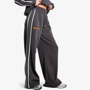 กางเกงวอร์มทรงตรงผ้าเฟรนช์เทอร์รี่สำหรับผู้หญิง ปี 2026 หลายสี แบบสั่งทำพิเศษ ปักโลโก้แบรนด์ เอวสองชั้น ทรงหลวม - Product Image 4