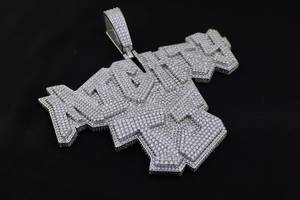 Colgante Personalizado de Plata de Ley 925 con Moissanita, Corte Brillante Redondo, Chapado en Rodio/Oro, con Inicial o Nombre, Regalo de Lujo - Product Image 2