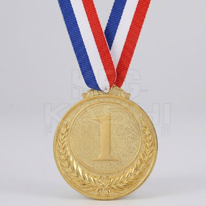 Ensemble de médailles de récompense avec ruban rayé patriotique, construction en acier haute résistance, gravure étanche, prêt pour les sports scolaires - Product Image 4