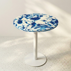 Mesa de Comedor de Plástico Reciclado, Diseño Moderno, Impermeable, Duradera, Ecológica, Apilable, para Uso en Exteriores, Sala de Estar, Hotel, Restaurante - Product Image 2