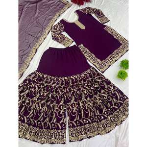 Magnifique ensemble de vêtements indiens et pakistanais Zeel Fashion en violet, comprenant un haut, une gharaara et un dupatta, avec de riches broderies et des sequins, taille L - Product Image 3