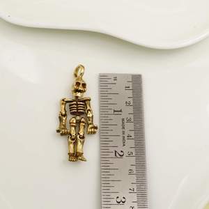 Pendentif squelette plaqué or, style punk, bijoux unisexes tendance, collier en alliage - Product Image 5