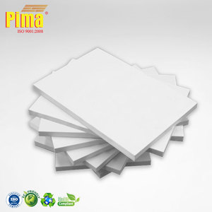 Panneau en mousse PVC WPC de 15 mm d'épaisseur, densité de 0,6 g/cm3, pour une utilisation durable dans la décoration de cuisine, de chambre et dans les salles de bain préfabriquées - Product Image 3