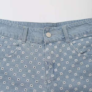 Pantalones Cortos Vaqueros Casuales Rectos para Mujer, 100% Algodón, con Recortes Bordados, Estilo Vaquero, Personalizados, para Verano - Product Image 2