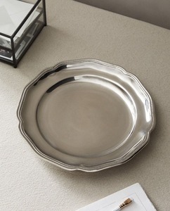 Plato de Servir Clásico de Metal Pulido, Forma Irregular, Diseño Sólido, Apto para Lavavajillas, para Fiestas - Product Image 2
