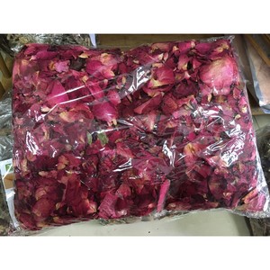 Bourgeons de roses séchées françaises de haute qualité, pétales comestibles pour les infusions aux herbes et les cosmétiques - Product Image 2