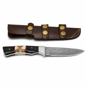 Cuchillo de caza de acero de Damasco con hoja recta de punta caída, mango de cuerno de ciervo y funda de cuero - Product Image 5