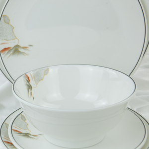 Tazón Redondo de Melamina de Lujo para Sopa con Línea Negra y Diseño Escénico Asiático, Vajilla Blanca Apta para Microondas y Lavavajillas - Product Image 4