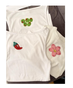 Camiseta sin mangas vintage con bordado de cuentas en forma de corazón, con cuentas de semillas y detalles plateados, diseño personalizable, gran oferta - Product Image 1