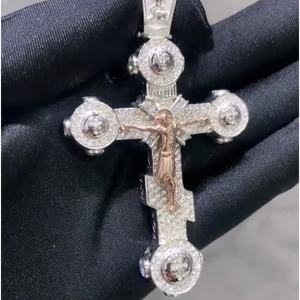 CONCEPTION Pendentif Croix Personnalisé en Moissanite, Style Hip Hop Rapper, Initiales Serties de Pierres, Plaqué Or 18K, Unisexe, Bijoux en Argent Sterling 925 - Product Image 1