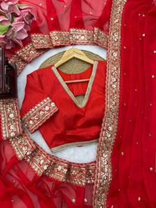 <b>Red</b> Designer <b>Saree</b> with Heavy Gold Embroidered Border and Blouse Elegant Indian Wedding Party Festive Ethnic Wear Wholesale - Product Image 4