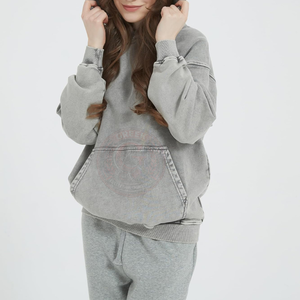Sudadera con Capucha Vintage de Algodón Grueso para Mujer, Interior Suave Cepillado, Diseño Casual Oversize Estilo Urbano - Product Image 4