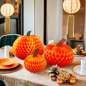 Centres de table de citrouille en papier de soie en nid d'abeille pour les décorations de Thanksgiving et d'Halloween - Product Image 1