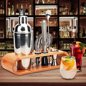 Juego Premium para Preparar Cócteles de Bambú con Coctelera de Acero Inoxidable, Colador, Jigger Medidor, Cuchara Mezcladora y Tapón para Botella - Product Image 1