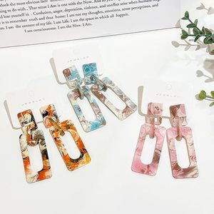 Elegantes Pendientes de Aro Rectangulares de Resina Chapados en Oro con Diseño de Patrón de Amantes Ecológico, Clásicos Geométricos para Fiesta y Negocios de Mujer - Product Image 3