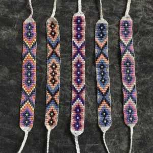 NOUSHAD HANDICRAFTS NH-680 สร้อยข้อมือลูกปัดทำมือ ประดับจี้ลายหินสีดำ เหลือง เงิน รูปทรงสี่เหลี่ยมผืนผ้า ได้รับการรับรองจาก IGI สำหรับสร้อยข้อมือ - Product Image 5