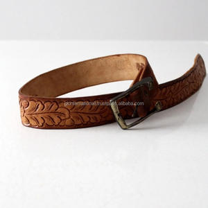 เข็มขัดคาวบอยแฟชั่นสไตล์วินเทจแบบตะวันตกหนังวัวคุณภาพสูงแกะสลักด้วยมือลายดอกไม้จากอินเดีย - Product Image 1