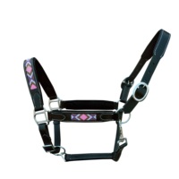 Harnais pour cheval en cuir classique super doux rembourré, en cuir Havana noir, orné de cristaux turquoise, personnalisable avec votre marque.