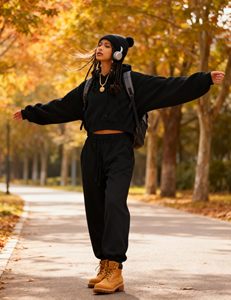 Ensemble de survêtement sportif personnalisé pour femmes, ensemble deux pièces sexy et tendance, hauts à manches longues décontractés, vêtements unis pour femmes - Product Image 3