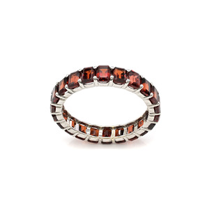 Anillo de Eternidad de Granate de Mozambique con Corte 5x3mm en Oro Blanco Puro de 14k, Apilable, Envío Rápido, Talla US-7, Producto en Tendencia - Product Image 3