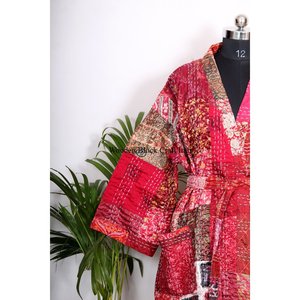 Bata de seda Kantha de la mejor calidad, chaqueta larga de patchwork, kimono de seda para mujer, bata de novia, kimono acolchado para dormir - Product Image 3