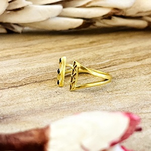 New Arrival Geometric Gemstone <b>Ring</b> Boho Brass <b>Rings</b> for Women 18k Gold Plated <b>Dainty</b> Triangle Garnet <b>Ring</b> for Wholesale/OEM/ODM - Product Image 5