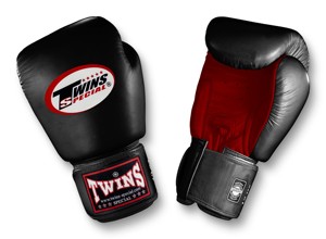 Guantes de Entrenamiento de MMA, Kickboxing y Muay Thai Personalizados de Alta Calidad, Ligeros, de Cuero Genuino Premium, Transpirables y con Muñequera Ajustable - Product Image 2