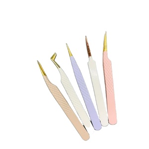 Pince à épiler professionnelle en acier inoxydable pour extensions de cils, pour une utilisation en salon de beauté par des experts - Product Image 1