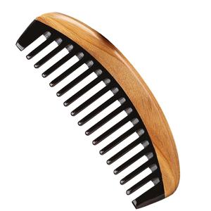 Peine de cuerno natural hecho a mano – Peine antiestático de dientes finos con mango suave para un cuidado del cabello delicado - Product Image 5