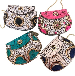 Qualité dames à la main pochette à la mode mosaïque métal pierre perle sac à main sac à main été plage vente chaude article pour les femmes - Product Image 5