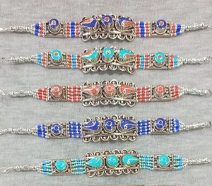 Bracelets tibétains en argent avec incrustations de turquoise, style ethnique classique, bijoux unisexes, cadeau pour l'anniversaire du bouddhisme tibétain - Product Image 1