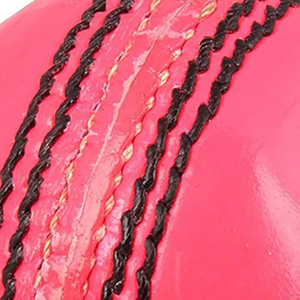 Pelota de Cricket de Cuero Rojo para Profesionales, Pelota Dura de Alta Calidad para Partidos y Entrenamientos / Personaliza Colores y Logotipo - Product Image 6