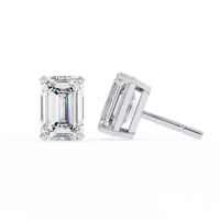 Boucles d'oreilles clous en argent 925 avec moissanite taille émeraude, plaqué rhodium, sertissage panier, bijoux fins élégants