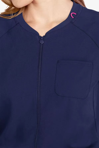 Ensemble d'uniformes médicaux élégants pour femmes OEM – Hauts à manches courtes et pantalons ajustés pour personnel hospitalier, clinique et salon de beauté - Product Image 4