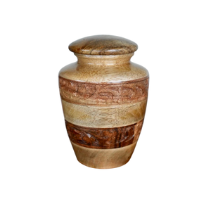 Urne funéraire artisanale de haute qualité en bois de manguier massif pour cendres humaines adultes, urnes commémoratives traditionnelles sculptées à la main - Product Image 1