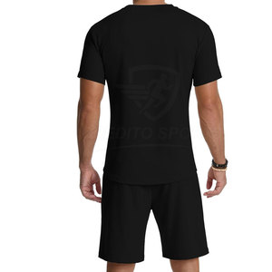 Conjunto de pantalones cortos y camiseta para hombre de corte moderno, estilo elegante, transpirable y cómodo. - Product Image 5