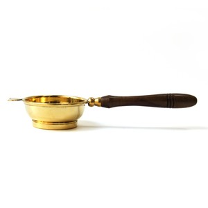 Colador de té de metal dorado con mango de madera, colador de malla fina para preparar té de hojas sueltas, herramienta de cocina - Product Image 2