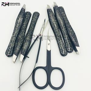 Nuevo producto de moda RMI: Pinzas para cejas con recubrimiento de polvo negro y color brillante / Juego de pinzas angulares de acero inoxidable con punta plateada - Product Image 5