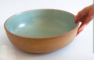 Bol de service en céramique de qualité alimentaire, peint à la main, design minimaliste, compatible lave-vaisselle, durable et éco-responsable, pour la maison, les restaurants et les hôtels - Product Image 5
