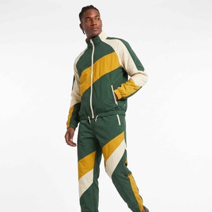 Factory Direct Selling Solid Color Lightweight Polyester Nylon <b>Wind</b> <b>Breaker</b> Custom Logo Streetwear Tracksuit for Men - Product Image 3