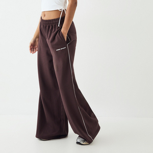 Pantalones Deportivos Anchos Marrones para Mujer, de Poliéster y Algodón, Casuales, con Logotipo Personalizado, Proveedor OEM - Product Image 3